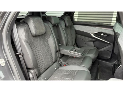 Peugeot 5008 GT | Adaptieve cruise control met Stop&Go functie | LED 3D-achterlichten | Pack Safety Plus ActivLease financial lease