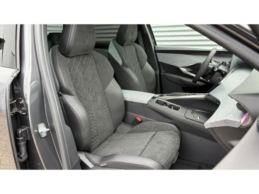 Peugeot 5008 GT | Adaptieve cruise control met Stop&Go functie | LED 3D-achterlichten | Pack Safety Plus ActivLease financial lease