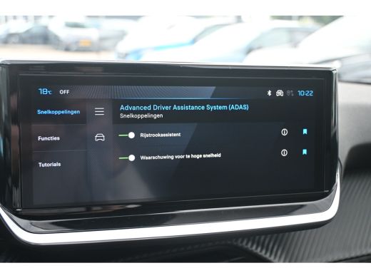 Peugeot e-2008 Business tot 8 Jaar garantie! | Climate Control | Dashboard in zacht materiaal met carboneffect e... ActivLease financial lease