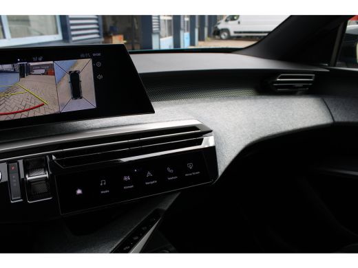 Peugeot e-3008 Dual Motor Launch Edition 325PK Incl. &euro;7.500 voorraad premie | Focal Hi-Fi | Schuif-/Kantel Dak |... ActivLease financial lease