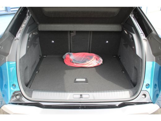 Peugeot e-3008 Dual Motor Launch Edition 325PK Incl. &euro;7.500 voorraad premie | Focal Hi-Fi | Schuif-/Kantel Dak |... ActivLease financial lease