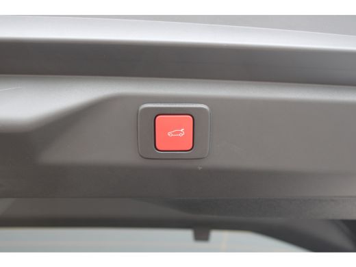 Peugeot e-3008 GT Avantage 210 73 kWh | Fase 3 laden | Luxe stoelen | Massage | Stoelverwarming | Alcantara | Na... ActivLease financial lease