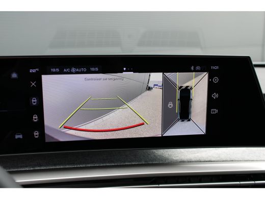 Peugeot e-3008 GT Avantage 210 73 kWh | Fase 3 laden | Luxe stoelen | Massage | Stoelverwarming | Alcantara | Na... ActivLease financial lease