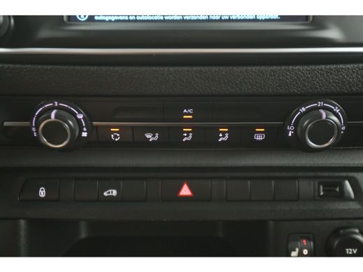 Peugeot e-Expert 75 kWh L2H1 Long Range | Snelladen | SOH 96% | Airco | Cruise | Camera | Carplay | 3 Zits | 2xSch... ActivLease financial lease