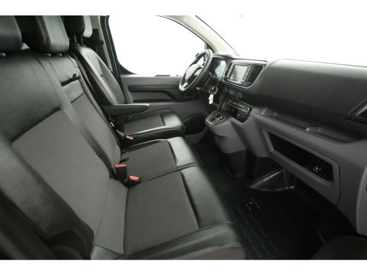 Peugeot e-Expert 75 kWh L2H1 Long Range | Snelladen | SOH 96% | Airco | Cruise | Camera | Carplay | 3 Zits | 2xSch... ActivLease financial lease