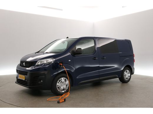 Peugeot e-Expert 75 kWh L2H1 Long Range | Snelladen | SOH 96% | Airco | Cruise | Camera | Carplay | 3 Zits | 2xSch... ActivLease financial lease