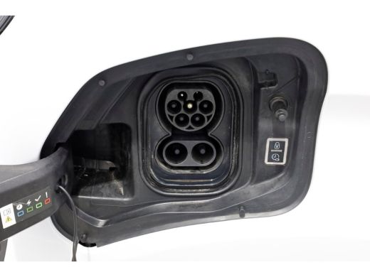 Peugeot e-Expert Long Standard 75kWh 100% Elektrisch Snellader Airco/Camera SOH 97,9% 01-2024 ActivLease financial lease