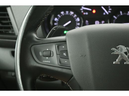 Peugeot Expert 2.0 BlueHDI 145PK L2H1 | Automaat | Airco | Cruise | Camera | Carplay | Parkeersens. ActivLease financial lease