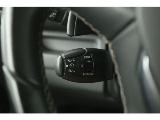 Peugeot Expert 2.0 BlueHDI 145PK L2H1 | Automaat | Airco | Cruise | Camera | Carplay | Parkeersens. ActivLease financial lease