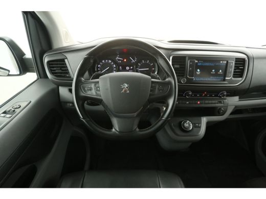 Peugeot Expert 2.0 BlueHDI 145PK L2H1 | Automaat | Airco | Cruise | Camera | Carplay | Parkeersens. ActivLease financial lease