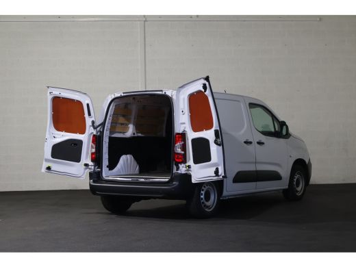 Peugeot Partner 1.2 PureTech 110pk S&S L1 Benzine 10dkm ActivLease financial lease