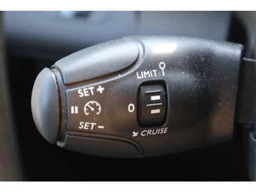 Peugeot Partner 1.2 PureTech 110pk S&S L1 Benzine 10dkm ActivLease financial lease