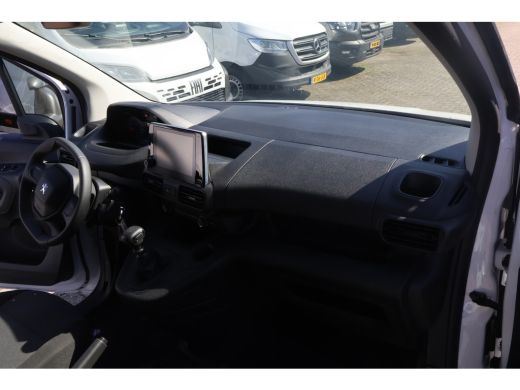 Peugeot Partner 1.2 PureTech 110pk S&S L1 Benzine 10dkm ActivLease financial lease