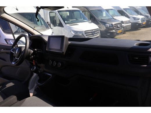 Renault Trafic 2.0 dCi 130pk L1 H1 Work Edition Inrichting ActivLease financial lease