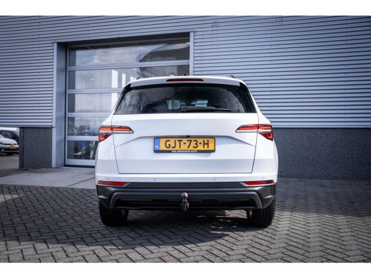Skoda Karoq 1.5 TSI ACT Business Edition | Achteruitrijcamera | Lichtmetalen velgen 17" | Trekhaak uitklapbaar ActivLease financial lease