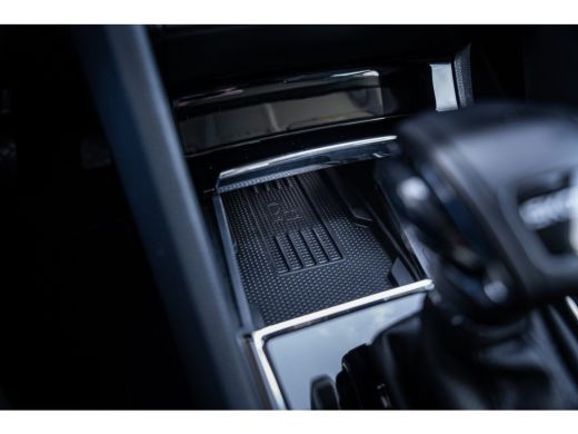 Skoda Karoq 1.5 TSI ACT Business Edition | Achteruitrijcamera | Lichtmetalen velgen 17" | Trekhaak uitklapbaar ActivLease financial lease