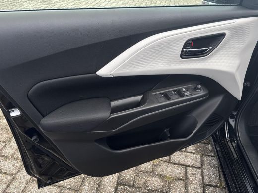 Suzuki Swift 1.2 Select Smart Hybrid | Nieuw | Direct uit voorraad leverbaar | Apple Carplay & Android Auto | ... ActivLease financial lease