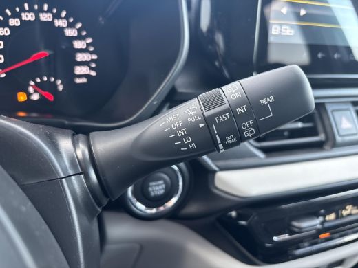 Suzuki Swift 1.2 Select Smart Hybrid | Nieuw | Direct uit voorraad leverbaar | Apple Carplay & Android Auto | ... ActivLease financial lease