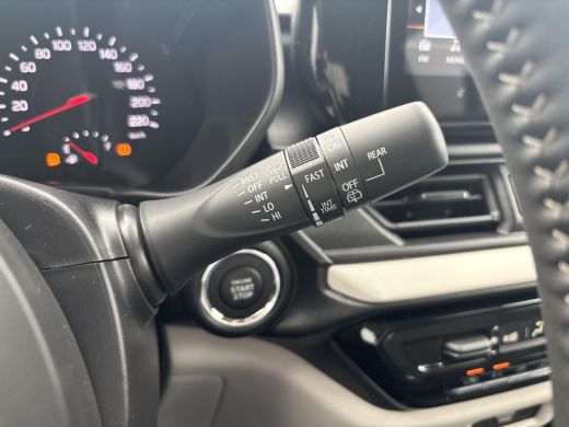 Suzuki Swift 1.2 Select Smart Hybrid | Nieuw | Direct uit voorraad leverbaar | Apple Carplay & Android Auto | ... ActivLease financial lease