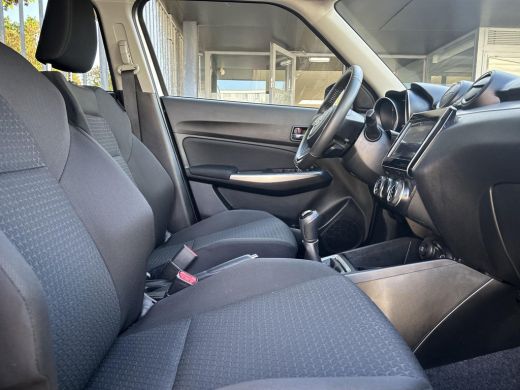Suzuki Swift 1.2 Style Smart Hybrid ActivLease financial lease