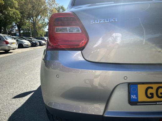 Suzuki Swift 1.2 Style Smart Hybrid ActivLease financial lease
