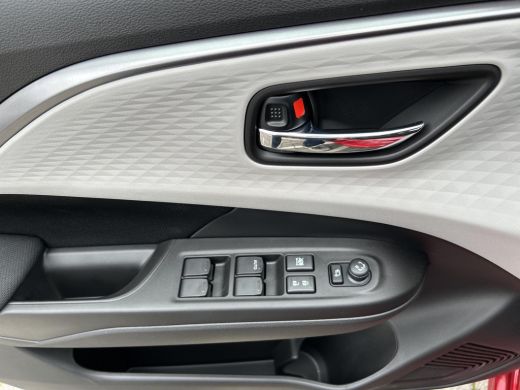 Suzuki Swift 1.2 Style Smart Hybrid ActivLease financial lease
