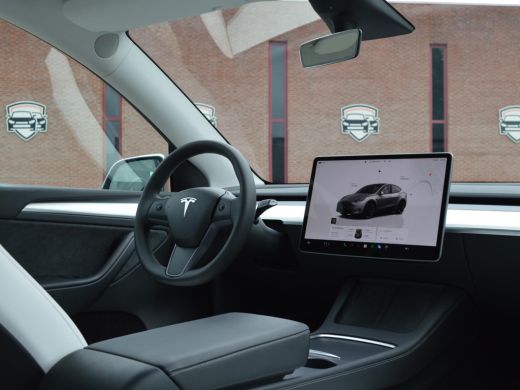 Tesla Model Y Long Range AWD 75 kWh | Trekaak | SoH 94% ActivLease financial lease