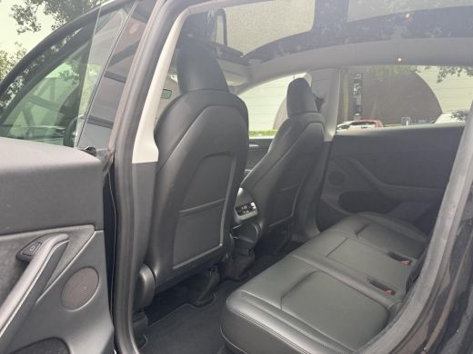 Tesla Model Y Long Range AWD 75 kWh VAN: 38.900,- VOOR: 35.877,- UW HERFSTVOORDEEL: 3.023,-|SOH 92%| ORIGINEEL ... ActivLease financial lease