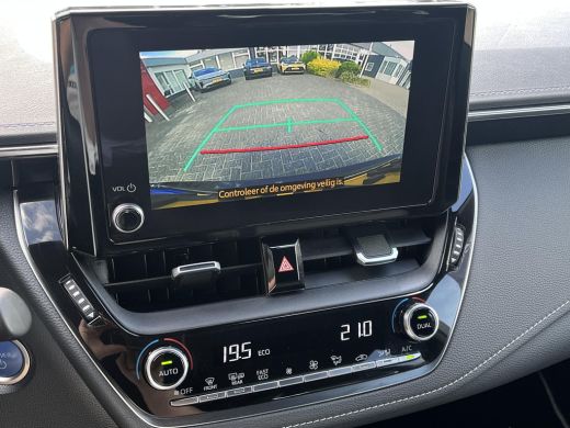 Toyota Corolla Touring Sports 2.0 Hybrid Premium | Elektrische klep | Lederen bekleding | 18 inch LM-velgen | Inparkeerhulp | ActivLease financial lease