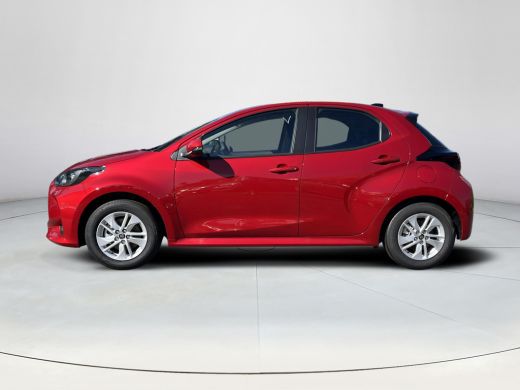 Toyota Yaris 1.5 Hybrid 115 Active | Emotional red premium lak | Nieuw uit voorraad leverbaar | ActivLease financial lease