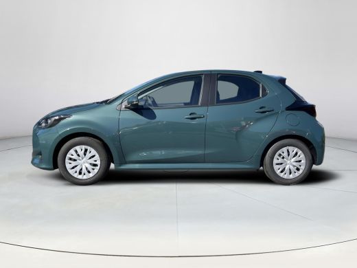 Toyota Yaris 1.5 Hybrid 115 Comfort | Forest green metallic | Nieuw uit voorraad leverbaar | ActivLease financial lease