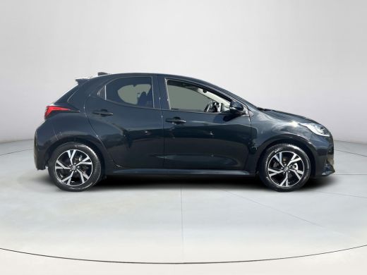 Toyota Yaris 1.5 Hybrid 115 Dynamic ActivLease financial lease