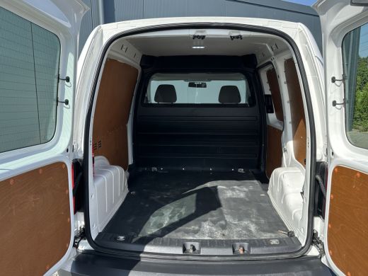 Volkswagen Caddy 2.0 TDI EURO 6 / L1H1 / UNIEK 29.543 KM NAP !! / 1e EIGENAAR / AIRCO / NAVI / APPLE CARPLAY / AND... ActivLease financial lease
