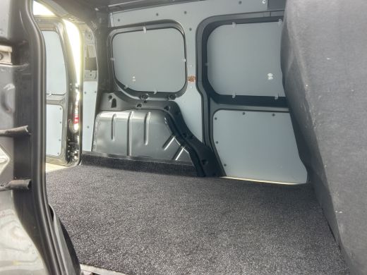 Volkswagen Caddy 2.0 TDI Style DSG | Trekhaak | Camera | LED Koplampen | Achteruitrijcamera | Airco (automatisch) ... ActivLease financial lease