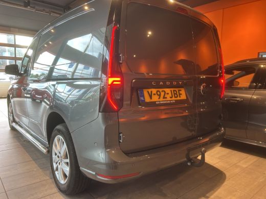 Volkswagen Caddy 2.0 TDI Style DSG | Trekhaak | Camera | LED Koplampen | Achteruitrijcamera | Airco (automatisch) ... ActivLease financial lease