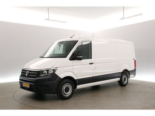 Volkswagen Crafter 2.0 TDI L3H2 140PK | Airco | Camera | 3 Zits | Trekhaak | Carplay | Elektrpakket ActivLease financial lease