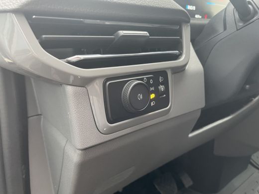 Volkswagen e-Transporter L2 Life 64 kWh | 218PK | 9 Persoons | Navigatie | EX BTW ActivLease financial lease