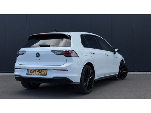 Volkswagen Golf 1.5 eHybrid GTE | Trekhaak | Blackstyle | Head-Up | Camera | ActivLease financial lease