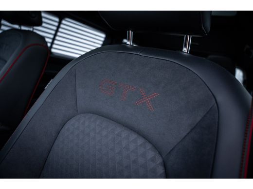 Volkswagen ID. Buzz GTX 340PK Limited Edition | 360 Camera | Dodehoek detectie | Lichtmetalen velgen 5-spaaks 21" ActivLease financial lease