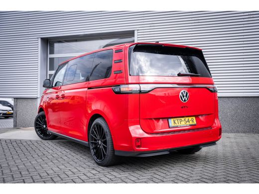 Volkswagen ID. Buzz GTX 340PK Limited Edition | 360 Camera | Dodehoek detectie | Lichtmetalen velgen 5-spaaks 21" ActivLease financial lease