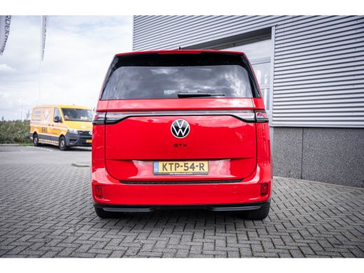 Volkswagen ID. Buzz GTX 340PK Limited Edition | 360 Camera | Dodehoek detectie | Lichtmetalen velgen 5-spaaks 21" ActivLease financial lease
