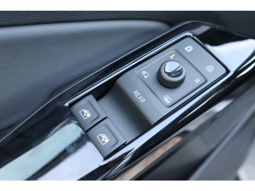 Volkswagen ID.4 Pro Limited Edition 286PK | 'App-Connect' draadloze smartphone integratie | Achteruitrijcamera (R... ActivLease financial lease