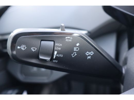 Volkswagen ID.4 Pro Limited Edition 286PK | 'App-Connect' draadloze smartphone integratie | Achteruitrijcamera (R... ActivLease financial lease