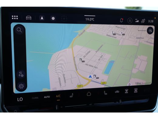 Volkswagen ID.4 Pro Limited Edition 286PK | 'App-Connect' draadloze smartphone integratie | Achteruitrijcamera (R... ActivLease financial lease