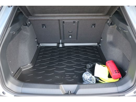 Volkswagen ID.4 Pro Limited Edition 286PK | 'App-Connect' draadloze smartphone integratie | Achteruitrijcamera (R... ActivLease financial lease