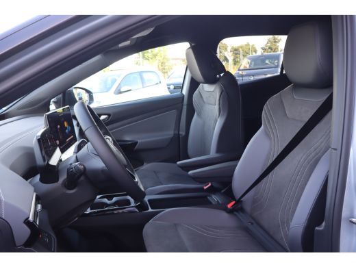 Volkswagen ID.4 Pro Limited Edition 286PK | 'App-Connect' draadloze smartphone integratie | Achteruitrijcamera (R... ActivLease financial lease