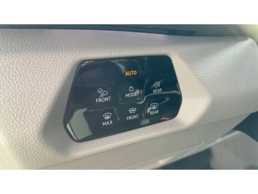 Volkswagen Multivan 1.5 eHybrid L2 Bulli Edition 4Motion 1.5 eHybrid L2 Bulli Edition 4Motion ActivLease financial lease