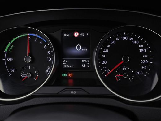 Volkswagen Passat Variant 1.4 TSI PHEV GTE 218Pk Automaat (APPLE CARPLAY, SOH 88,9%, GROOT NAVI, CAMERA, TREKHAAK, ... ActivLease financial lease