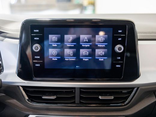 Volkswagen T-Roc 1.0 TSI Life Business / 110pk / Trekhaak / Stoelverwarming / NAP / Dealer onderhouden / ActivLease financial lease