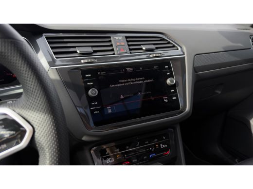 Volkswagen Tiguan 1.4 TSI eHybrid R-Line Business | Achteruitrijcamera | Adaptief demping systeem | Cruise control ... ActivLease financial lease
